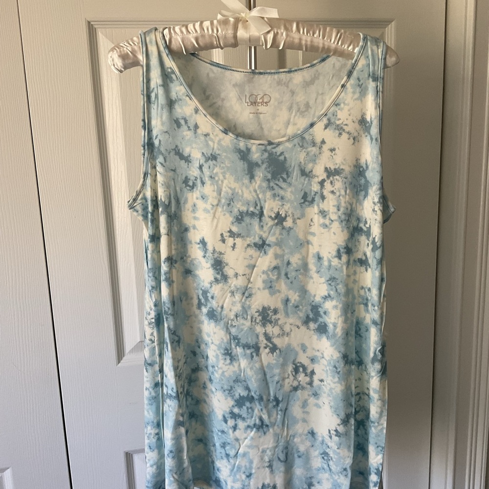 LOGO Tie-Dye Sleeveless Tank  in Light Blue and White